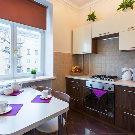 Apartment Royal Group - Rumyantseva 17 *